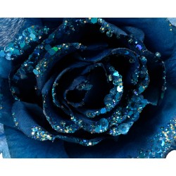 Rose Bleue paillettes perles sur clip